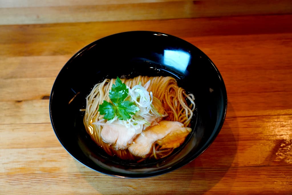 쇼유라멘｜RAMEN 百舌鳥（赤坂）