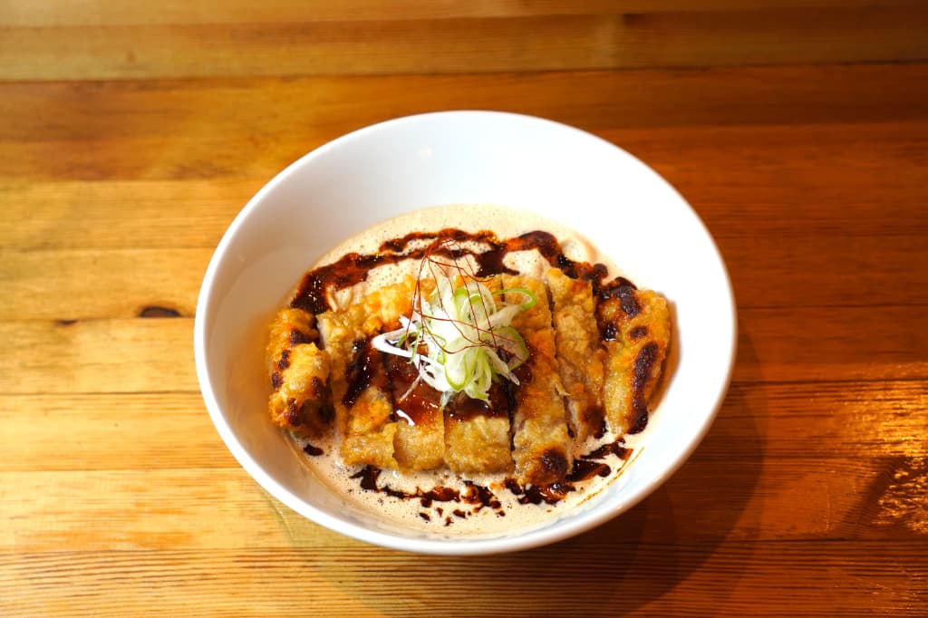 파이구 탄탄면｜RAMEN 百舌鳥（赤坂）