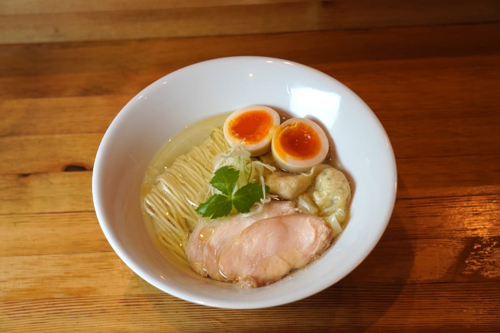 특제 시오라멘｜RAMEN 百舌鳥（赤坂）