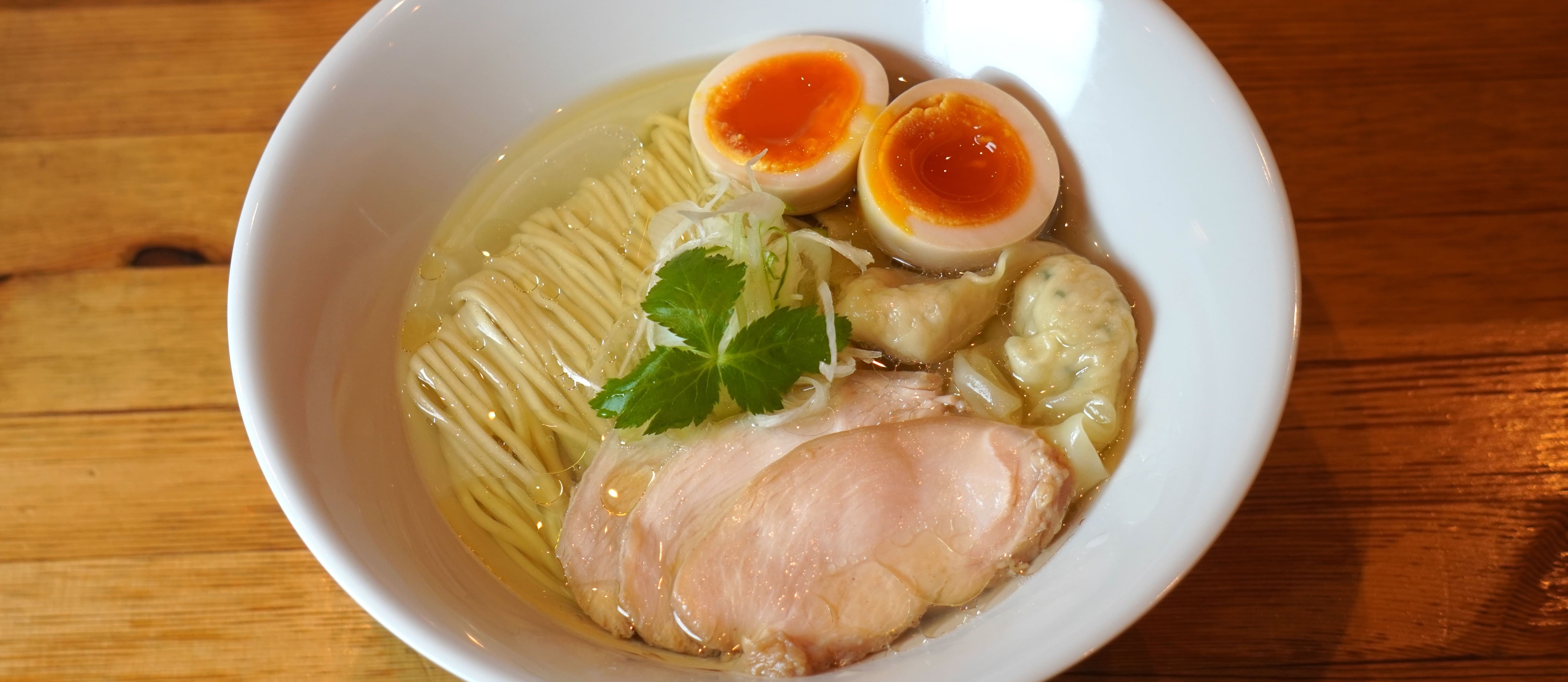 淡麗ラーメン｜RAMEN 百舌鳥（赤坂）